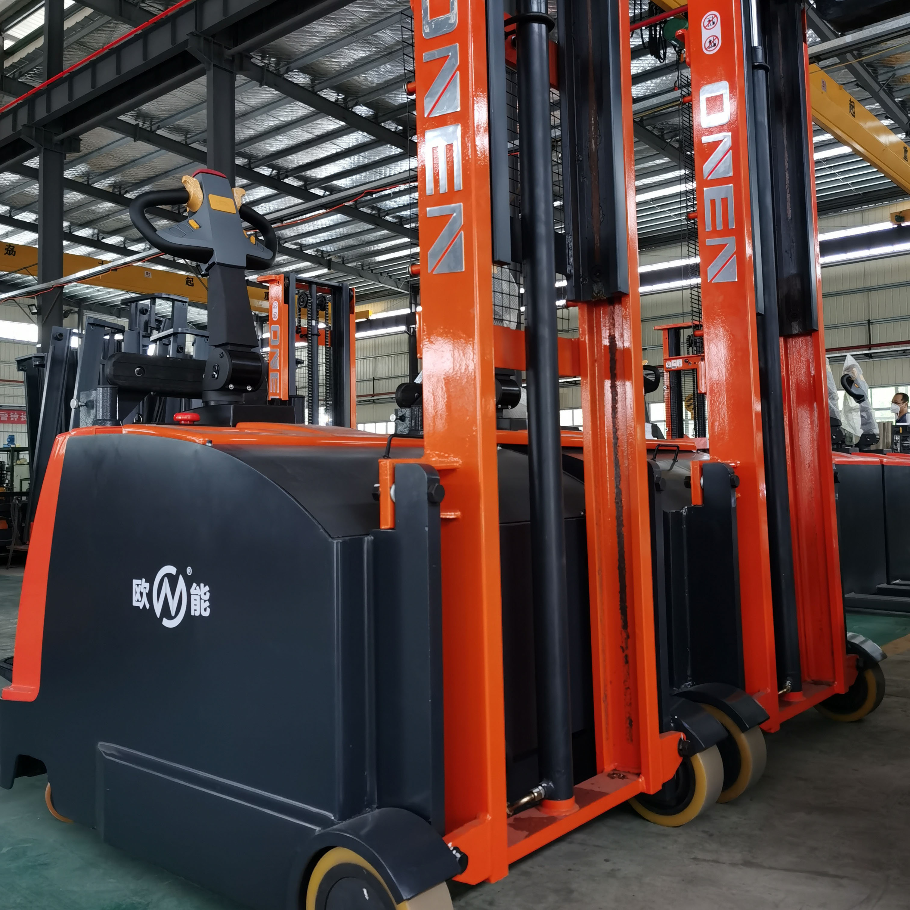 Electric Stacker
