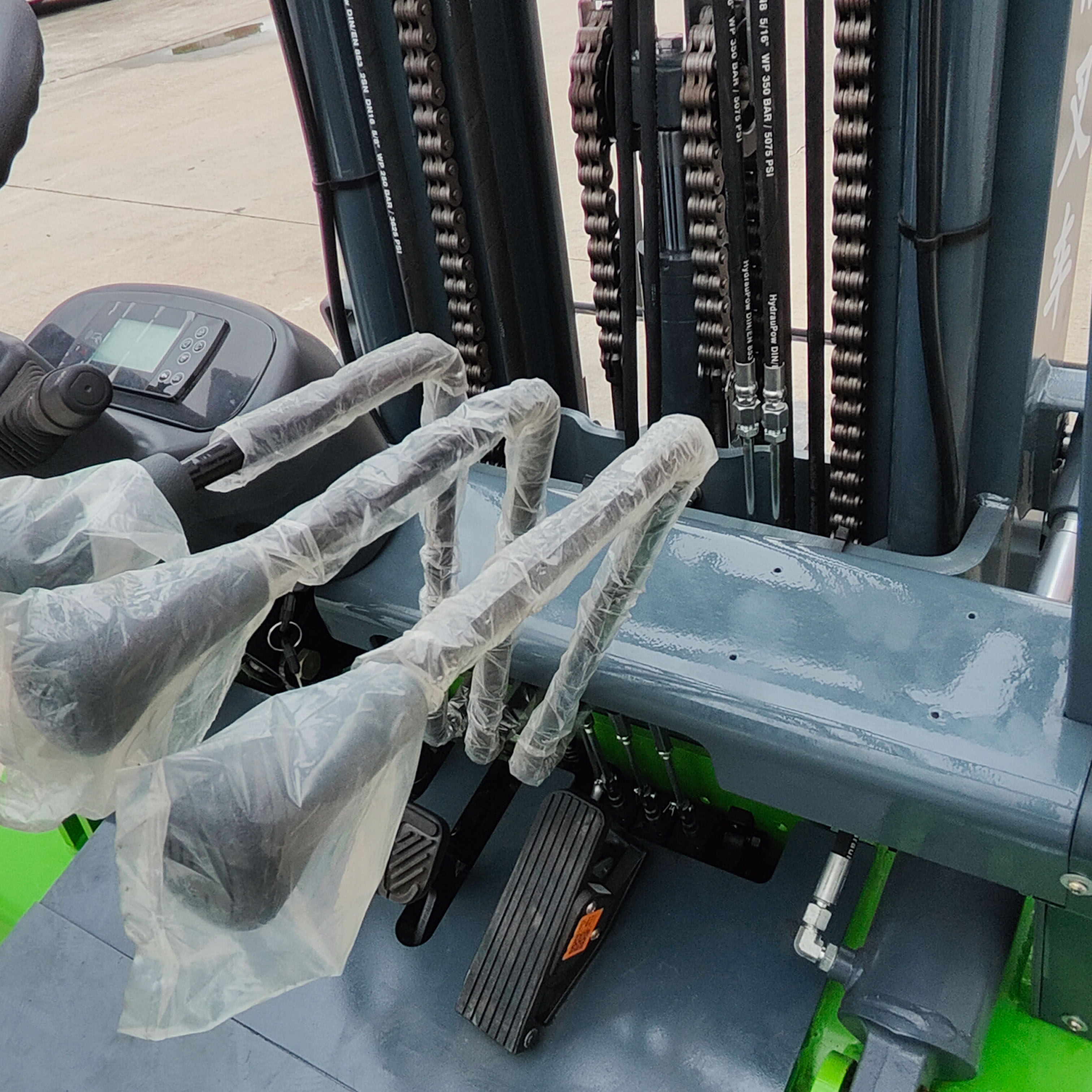 China Electric Forklift