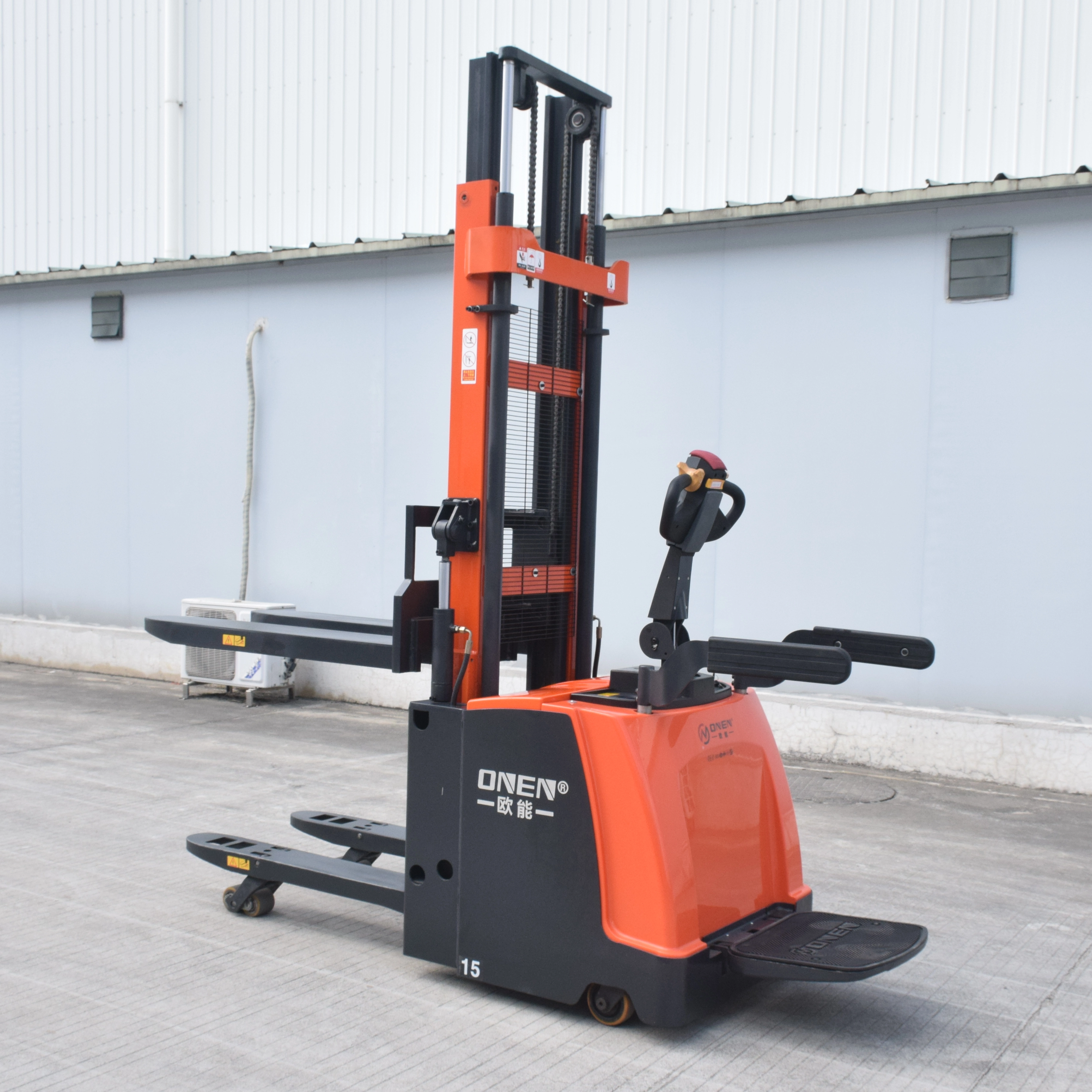 ONEN CDDD Stand-on Double Lift Electric Pallet Stacker Factory Direct Sales