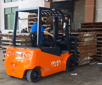 electric counterbalance forklift