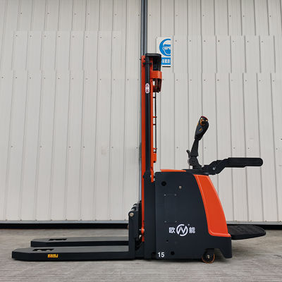 Electric 2000 Mm Height Pallet Stacker Stand on Driving Forklift