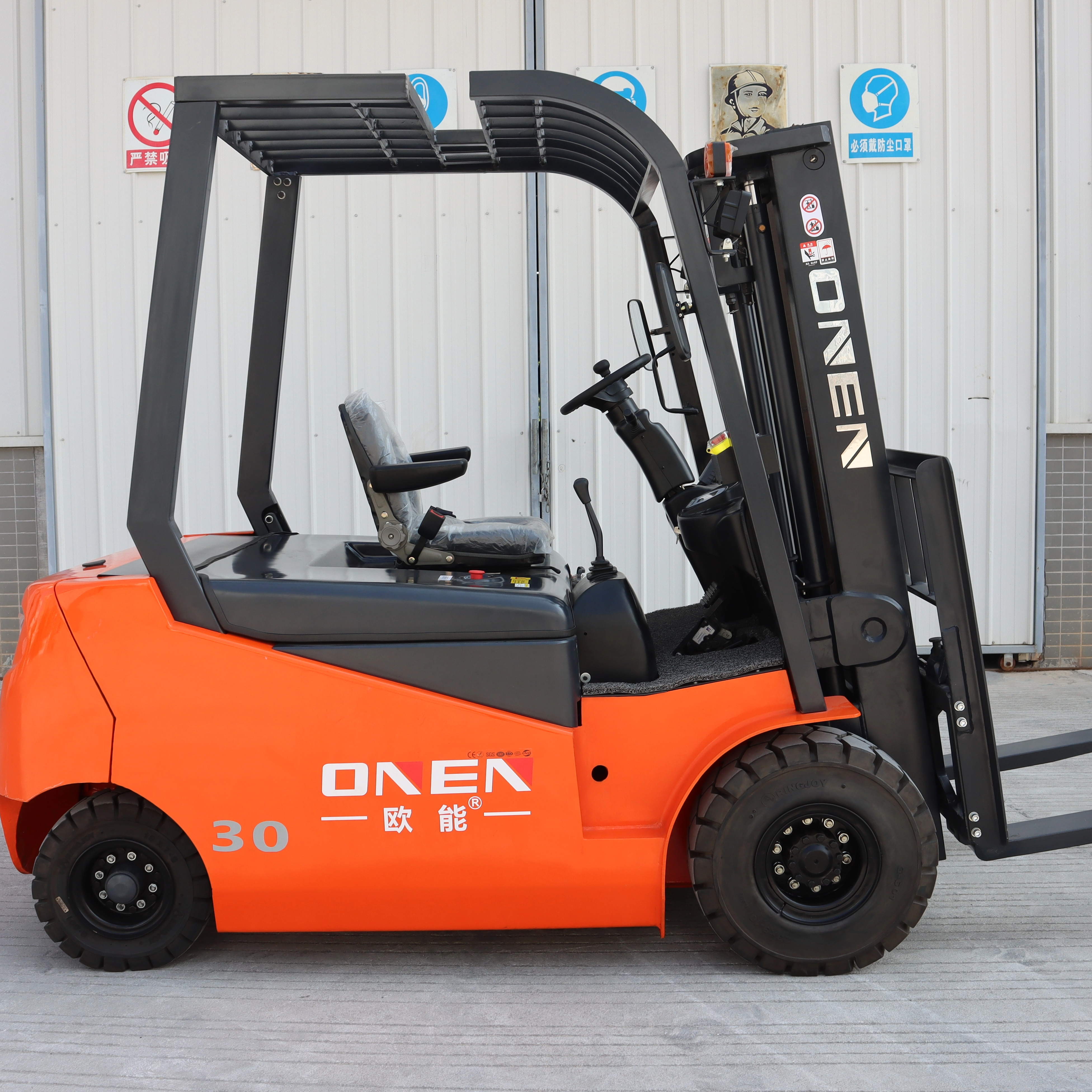 ONEN CPDD Forklifts Four Wheels Counterbalance Electric Forklift Truck for Sales with 48V Lead Acid Battery