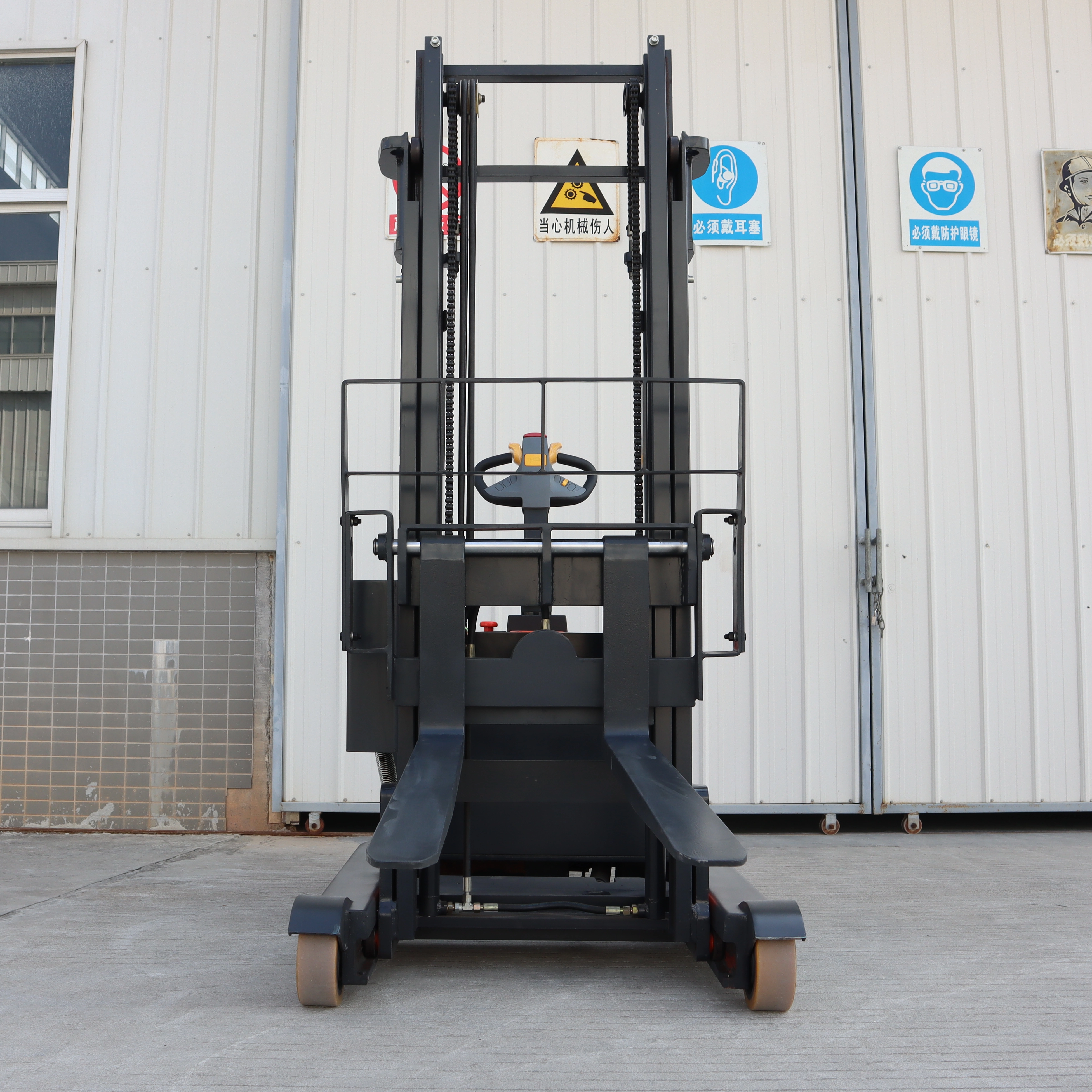 ONEN CQD-A Factory Wholesale Stand-up Compact Electric Reach Truck Forklift