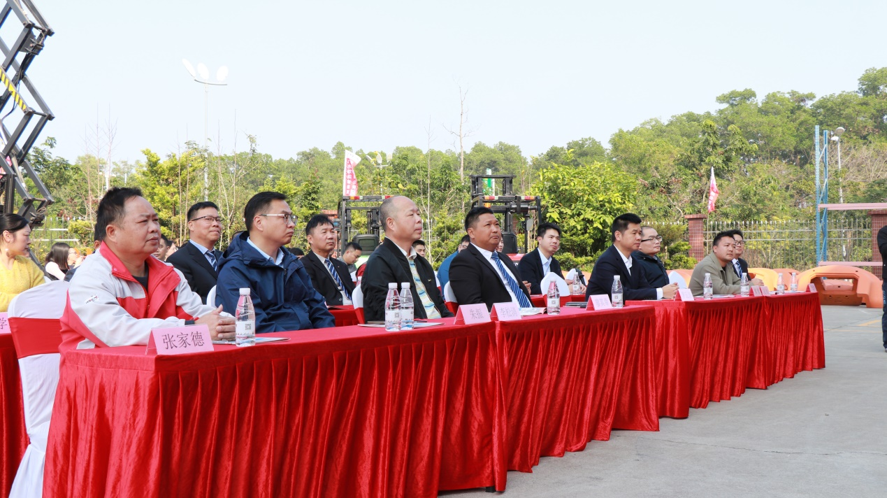 Intelligent Manufacturing Efficiency, Electric Drive Pioneer, New Power Debut