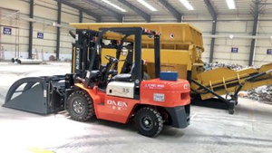China Factory Price OEM/ODM 3000-3500kg Four Wheel Count balance Balance Heavy Diesel/ Gas /Electric Forklift Truck Fork Lift Truck with CE