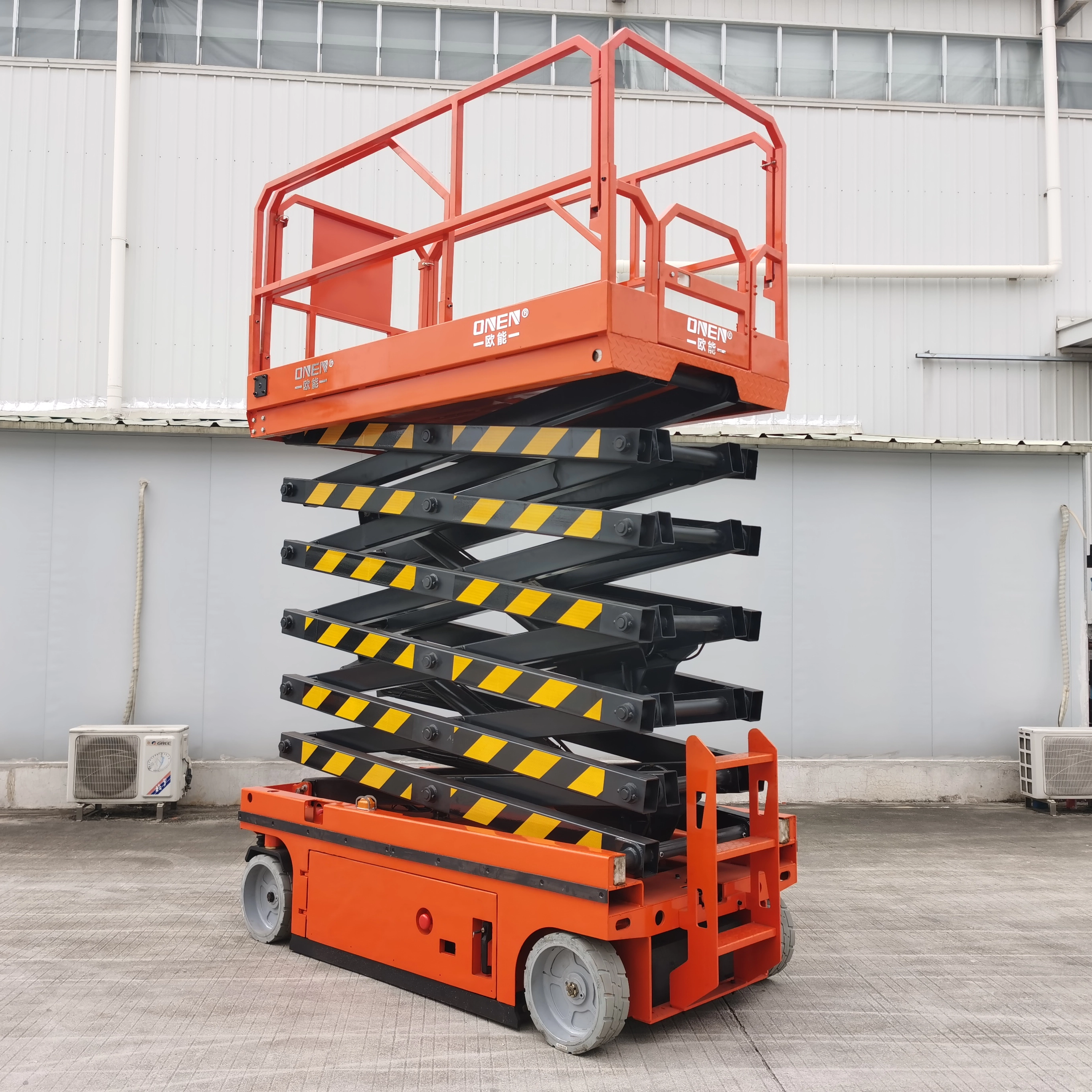 Electric Scissor Lift
