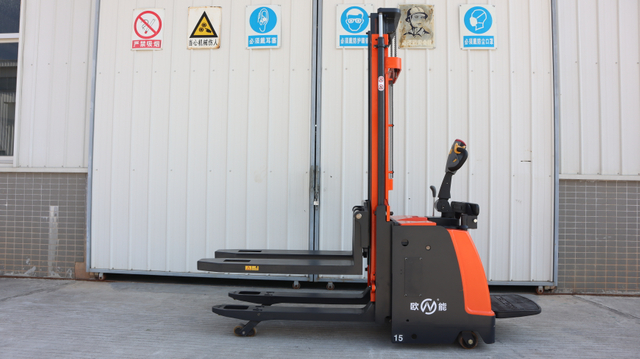 ONEN CDDD Stand-on Double Lift Electric Pallet Stacker