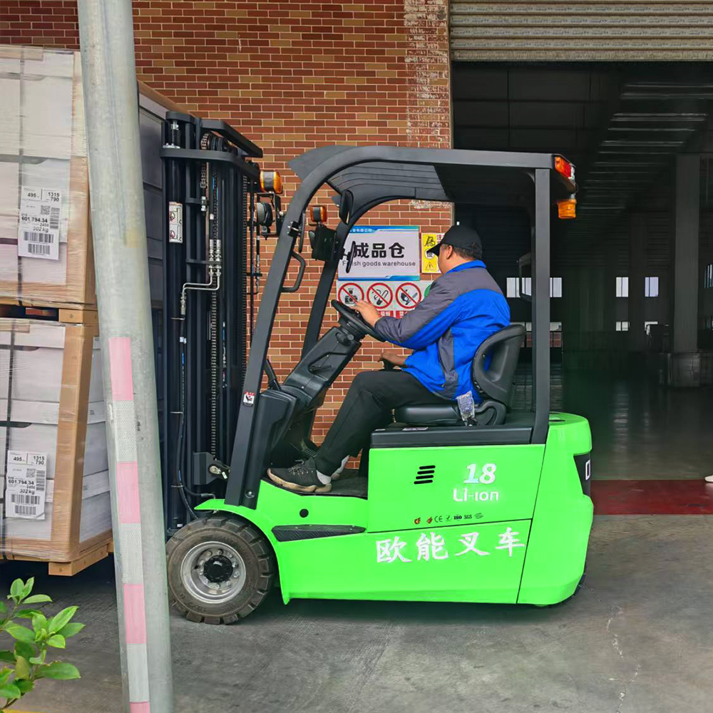 1.8-ton lithium battery electric forklift